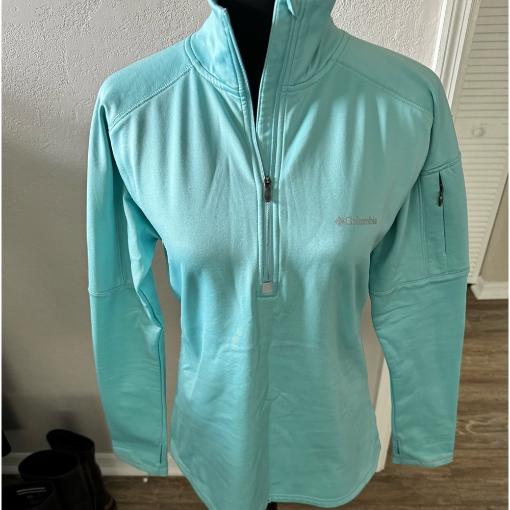 Columbia Pullover! - Picture 5 of 5